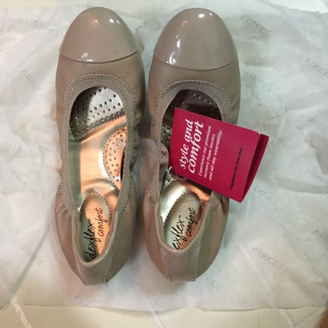 BN Dexflex Comfort From Payless, Women's Fashion, Footwear, Flipflops and  Slides on Carousell