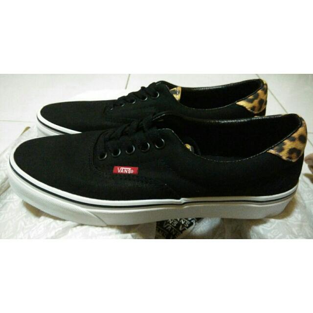 vans authentic black trainers