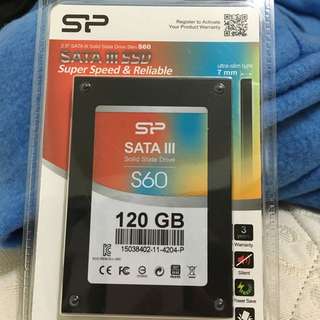 廣穎 SSD 120GB 全新未拆