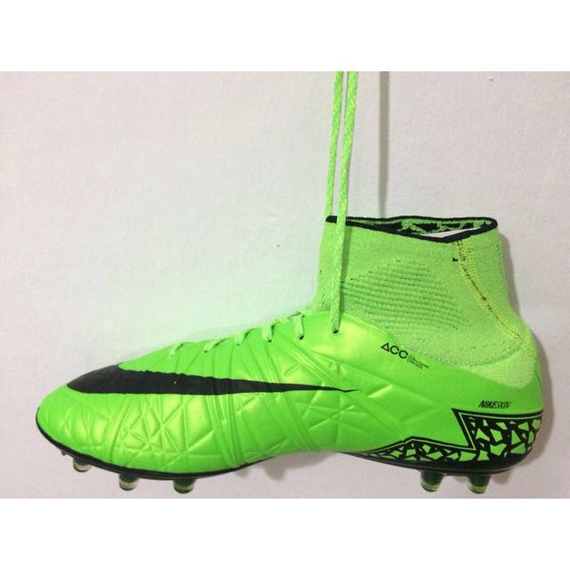 nike hypervenom met sok