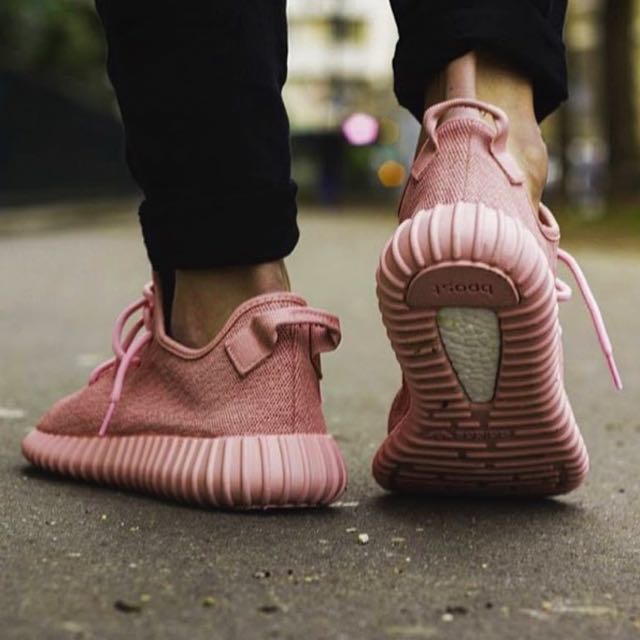Baby clearance pink yeezys