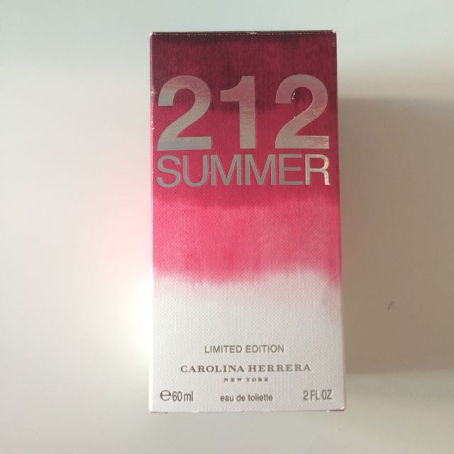 212 Summer Carolina Herrera Perfume Health Beauty On Carousell