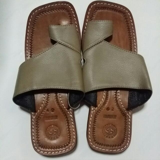 Brand New Men Rockport Slippers Sandals Men s Fashion Footwear Flipflops and Slides on Carousell
