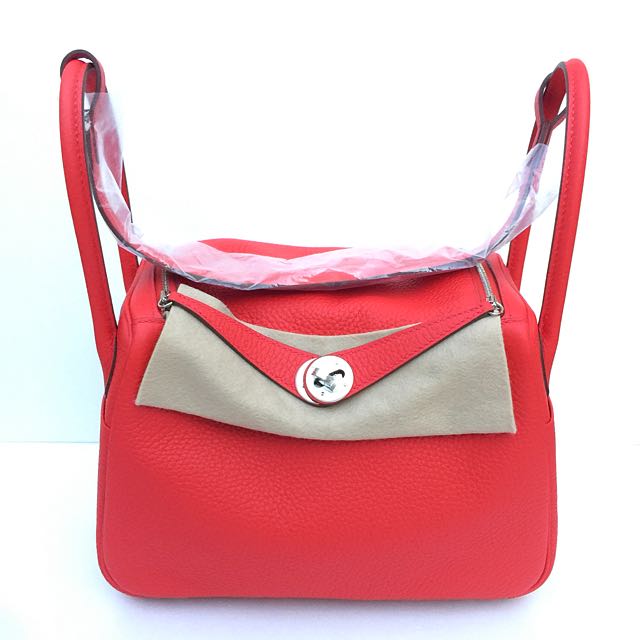 A ROUGE TOMATE CLÉMENCE LEATHER LINDY 26 WITH PALLADIUM HARDWARE