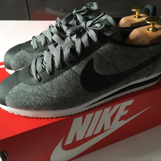 Nike cortez tech hotsell fleece for sale