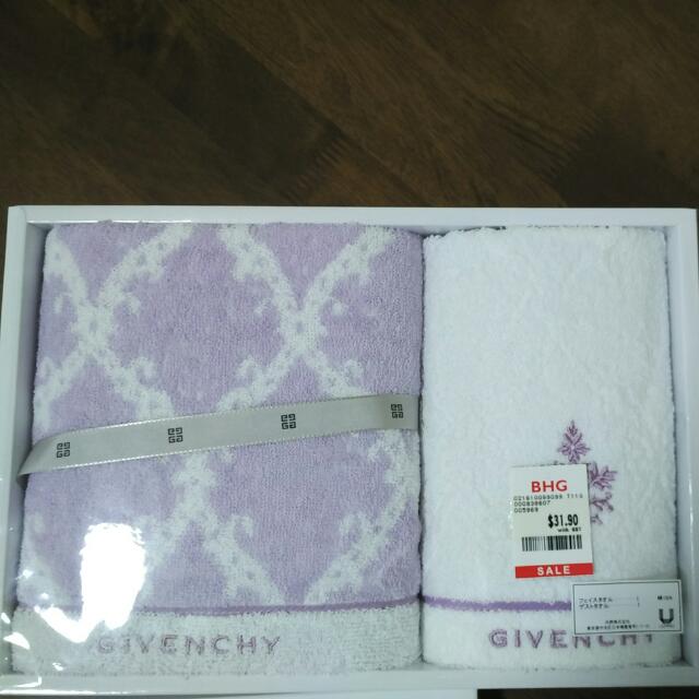 Givenchy Towel Set, Furniture & Home Living, Bedding & Towels on Carousell