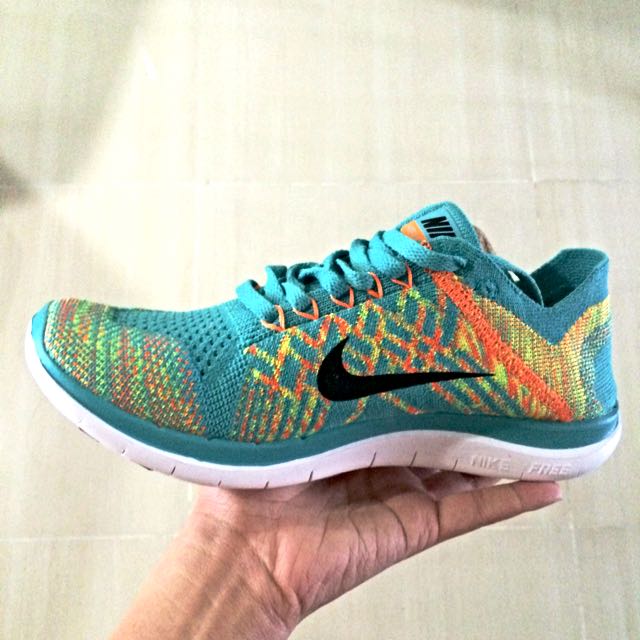 Nike flyknit 2025 free 4.0 womens