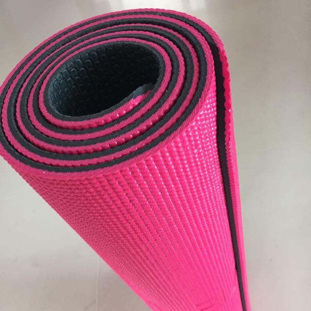 Lorna jane store exercise mat