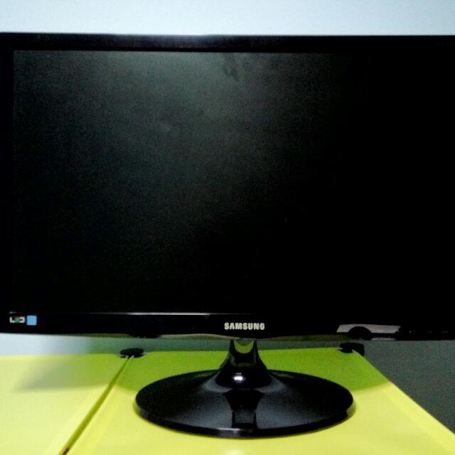 Samsung SyncMaster S24B350 Monitor, Health & Nutrition, Health Monitors ...