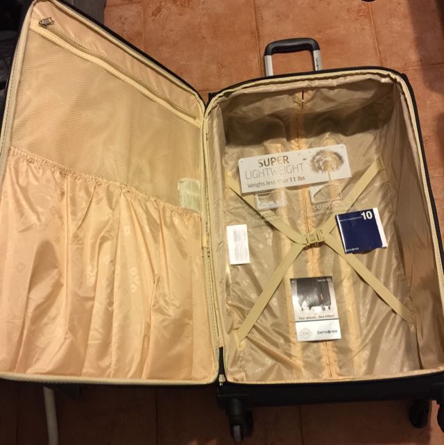 Prelude gold samsonite 2025