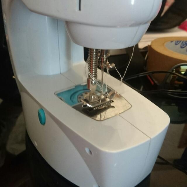 Mini Sewing Machine Jml Easy Stitch, Hobbies & Toys, Stationery & Craft