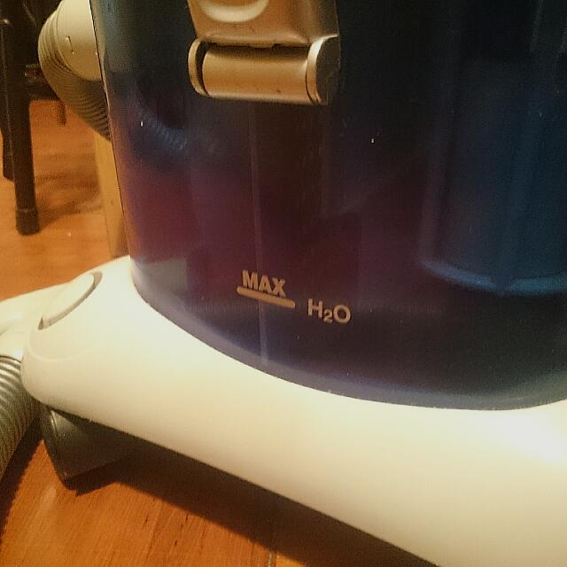 Smartech 水濾式吸塵機 Water Filter Vacuum Cleaner, 家庭電器, 空氣清新機及抽濕機 Carousell