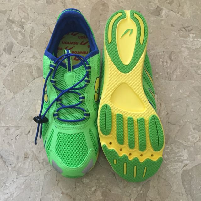 BNIB Newton Tri Racer Men s Fashion Activewear on Carousell