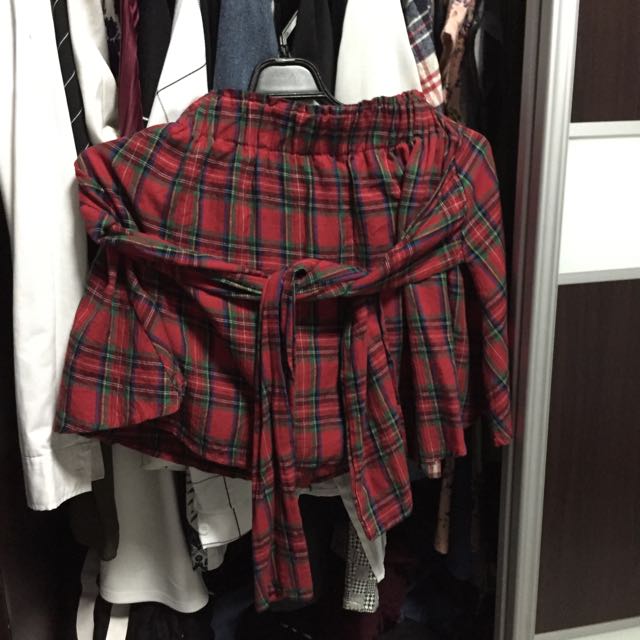 checkered plaits red skirt, Women's Fashion, Bottoms, Skirts on Carousell