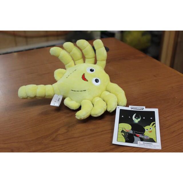 loot crate facehugger