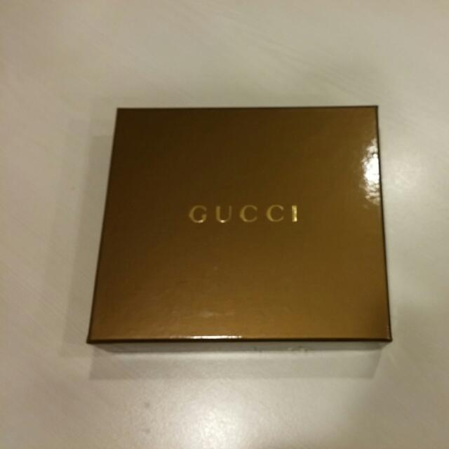 Authentic Gucci La Cura de Prodotto Wallet  Gucci, Clothes design, Cards  against humanity