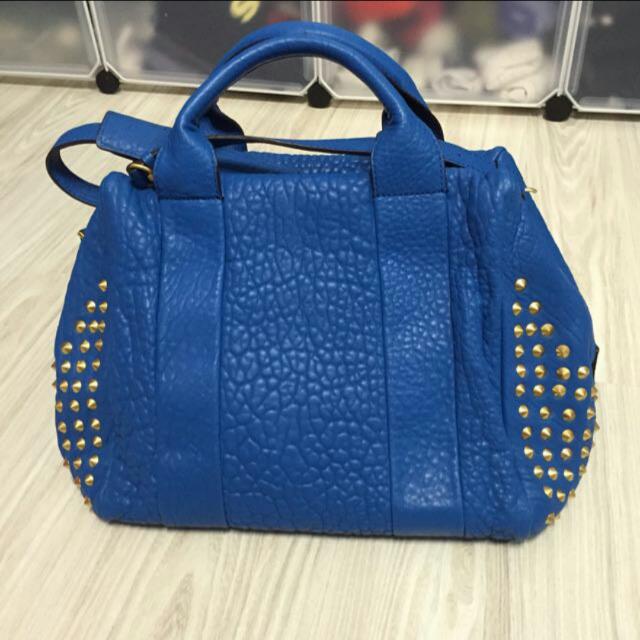 royal blue mcm bag