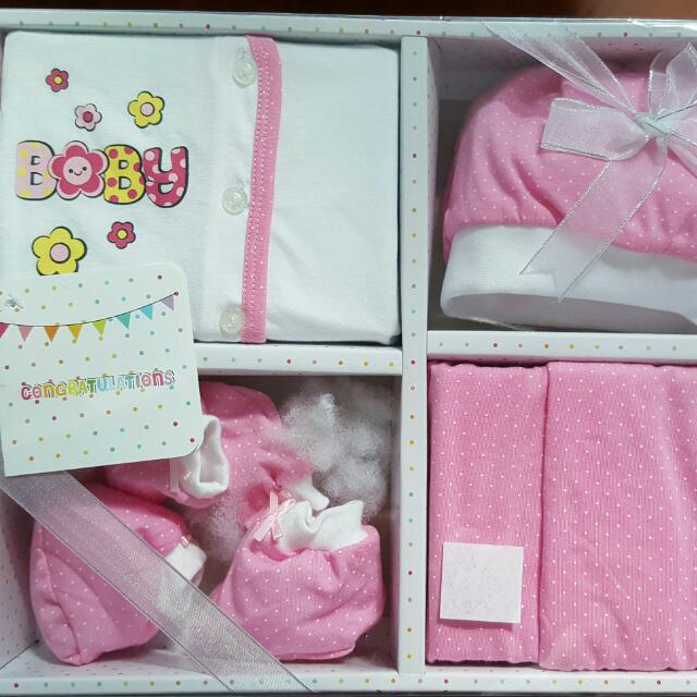 Newborn Gift Set, Babies & Kids, Bathing & Changing, Baby Toiletries