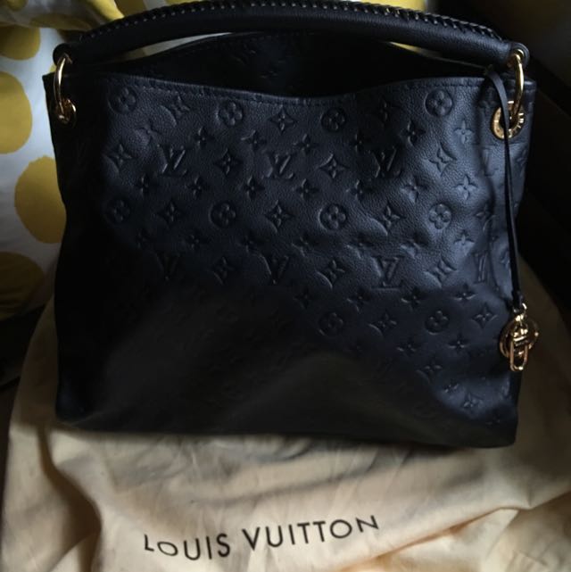 Louis Vuitton, Bags, Louis Vuitton Empreinte Artsy Mm Infini Hobo  Monogram Empreinte Leather M93448