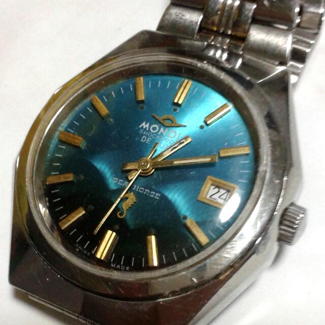 Mondia golden horse watch cheap
