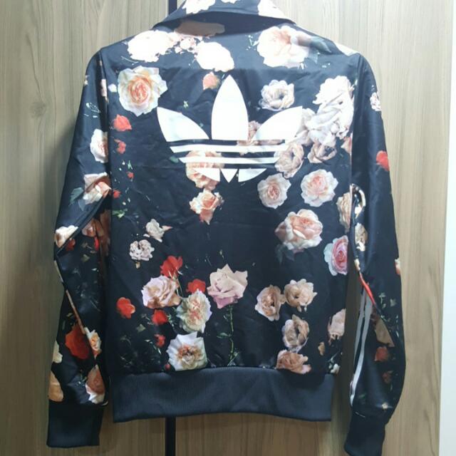 Adidas jacket by rita hot sale ora