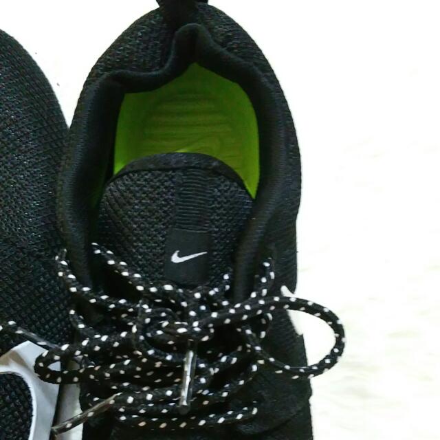 Glitter nike deals roshe