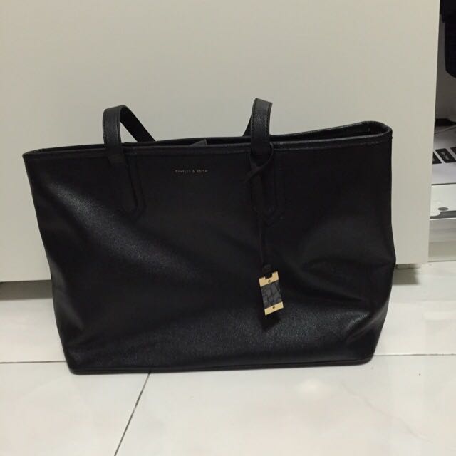 charles and keith tote bag singapore
