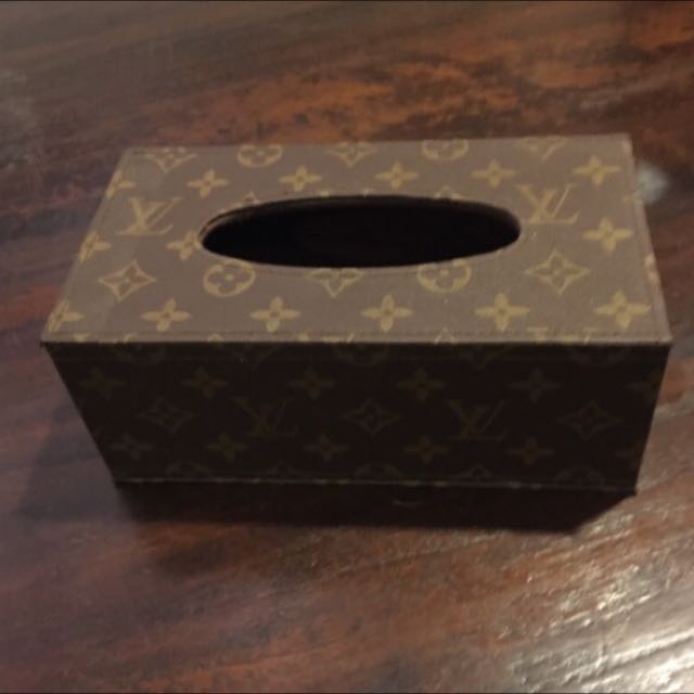 LV tissue box
