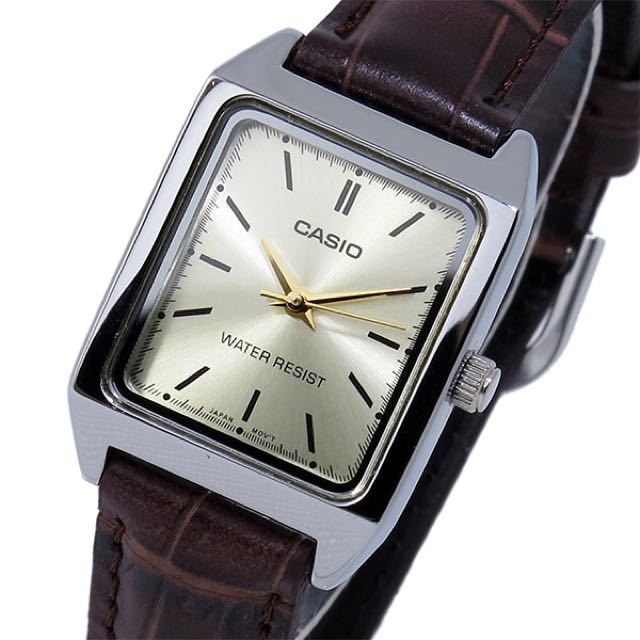 Casio square clearance analogue watch