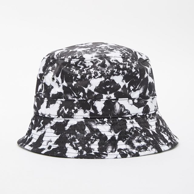hype bucket hat