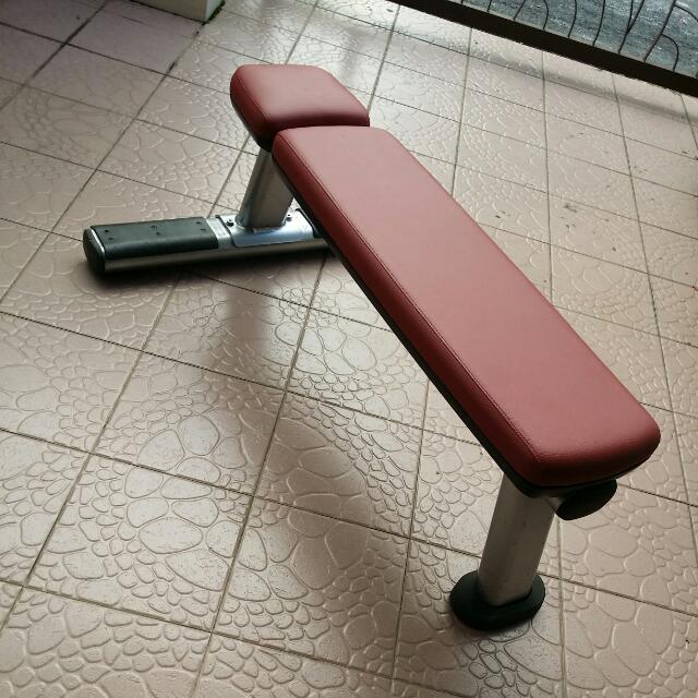 Life Fitness Flat Bench Fitnessretro