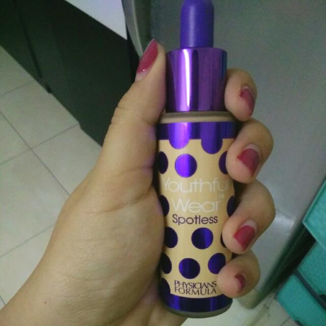 Physicians Formula Youthful Wear YouthBoosting Spotless Foundation 28