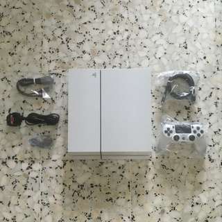 Playstation 4 - White 500gb