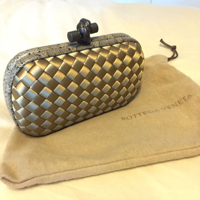 Bottega veneta clutch used discount