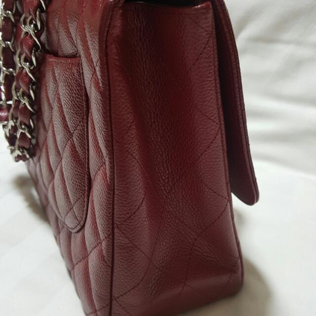 Chanel Dark Red Caviar Classic Jumbo Single Flap Bag in SHW, Luxury on  Carousell