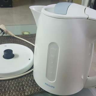 Philips 1.5 Litres 2400w Electric Kettle