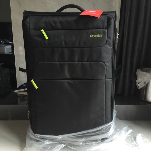 American tourister 31 Inch Luggage bag Health Nutrition Health Monitors Weighing Scales on Carousell
