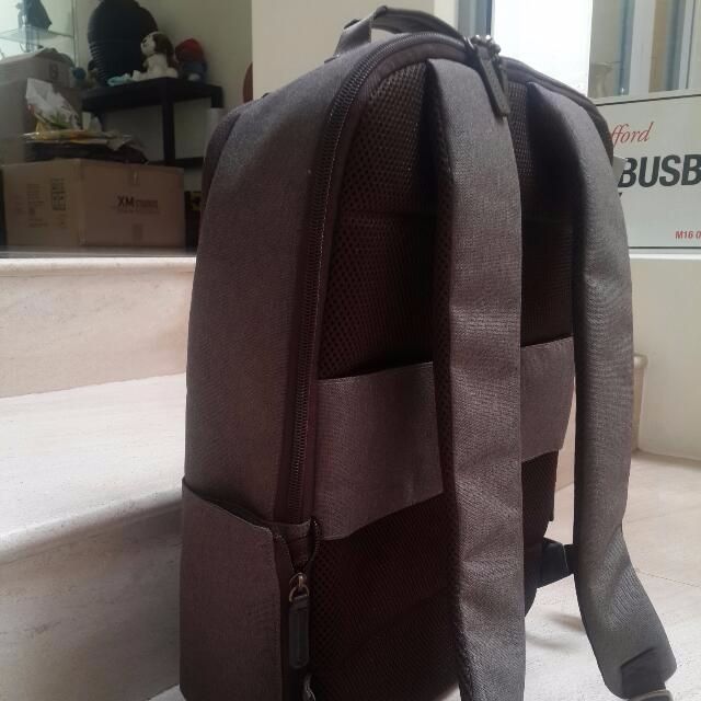 HP 15.6 Executive Brown Backpack (P6N22AA) NEW!!, Men's Fashion, Bags