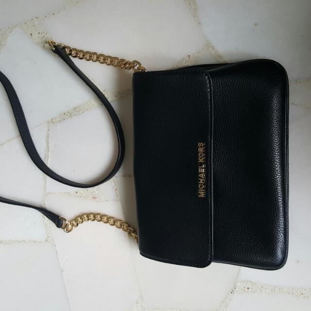 mk black sling bag