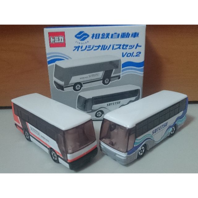 tomica mitsubishi fuso aero queen