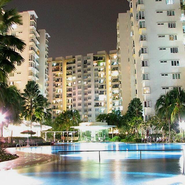 Common Room at The Warren Condo (Choa Chu Kang MRT) for Rent 1200