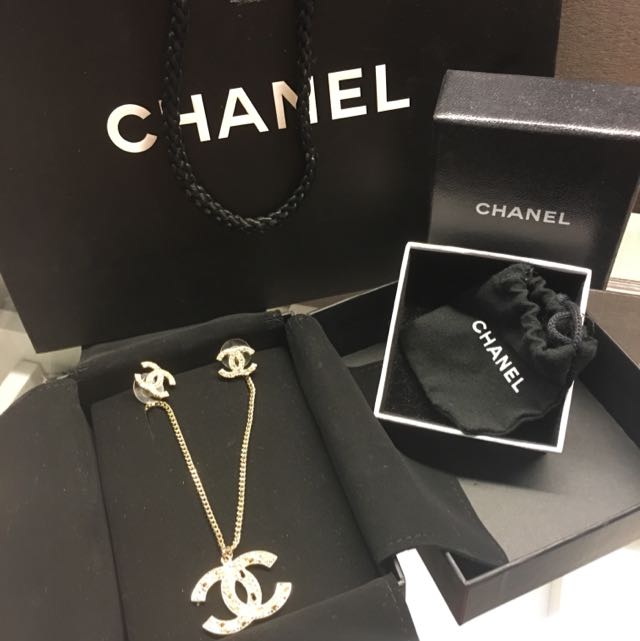 Preloved Chanel Necklace and Earrings Set