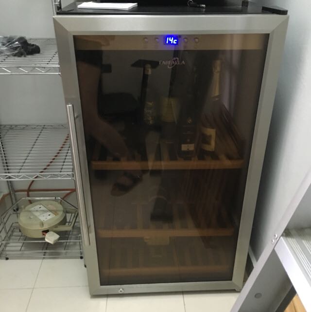 FARFALLA Wine Chiller, TV & Home Appliances, Kitchen Appliances, Wine