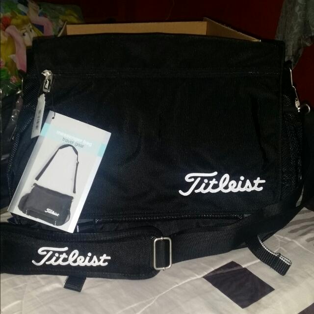 Titleist messenger bag hot sale
