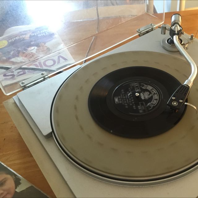Yamaha NS series IS 66P Stereo Turntable