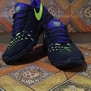NIKE Free Training 5.0