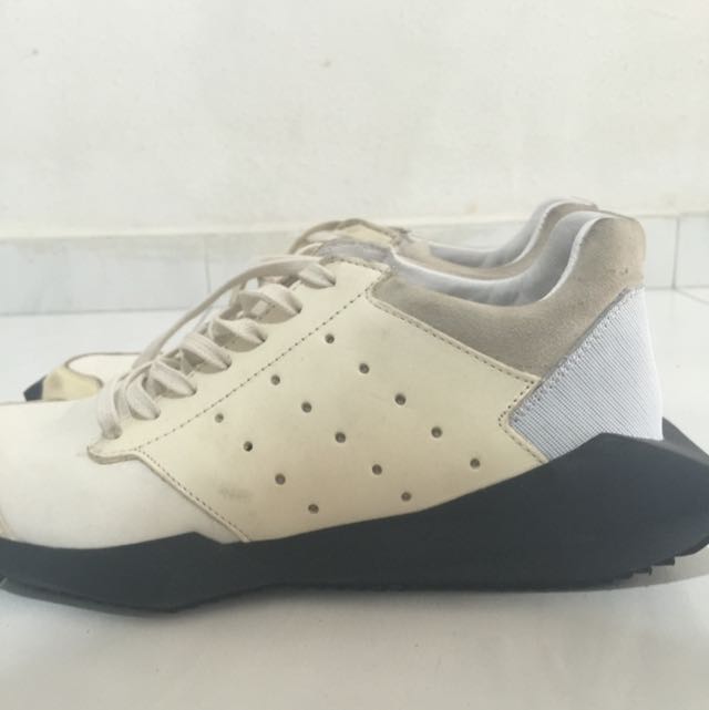 adidas tech run