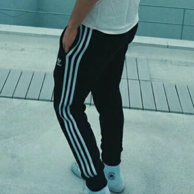 Adidas outfit with vans online