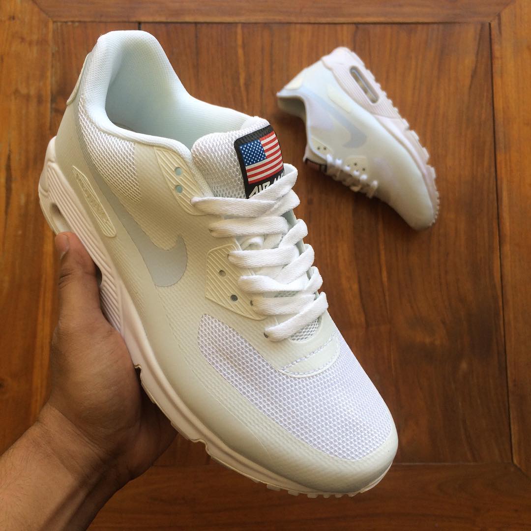 Independence day air max white sales