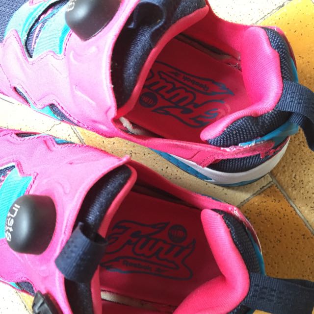 reebok pump fury fake